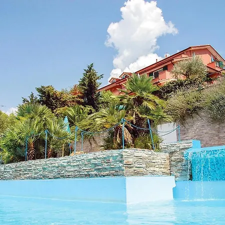 Rosa Trilo Sup Apartament *